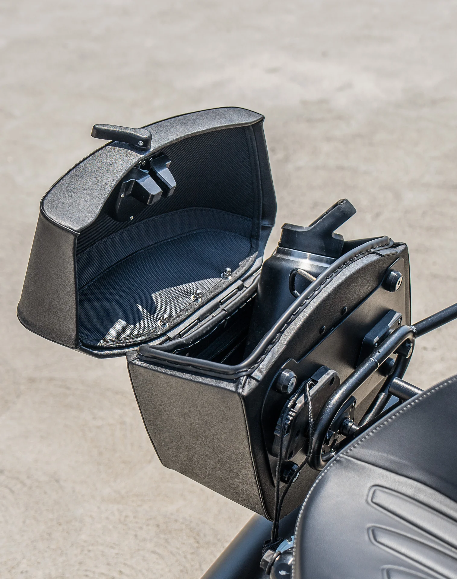 24L - Ironclad Quick-Mount Medium 2025+ Indian Scout Sixty Bobber Leather Wrapped Hard Saddlebags - Image 6