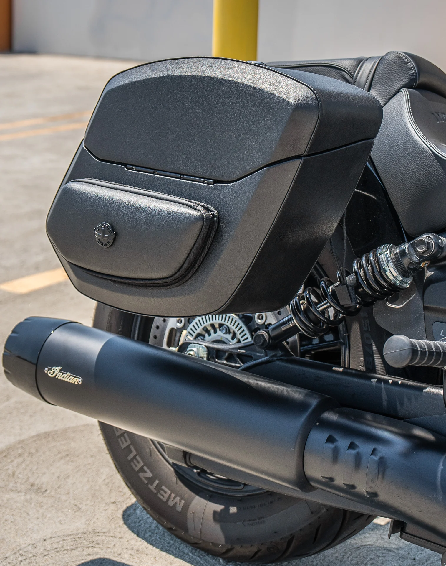 24L - Ironclad Quick-Mount Medium 2025+ Indian Sport Scout Sixty Leather Wrapped Hard Saddlebags - Image 5