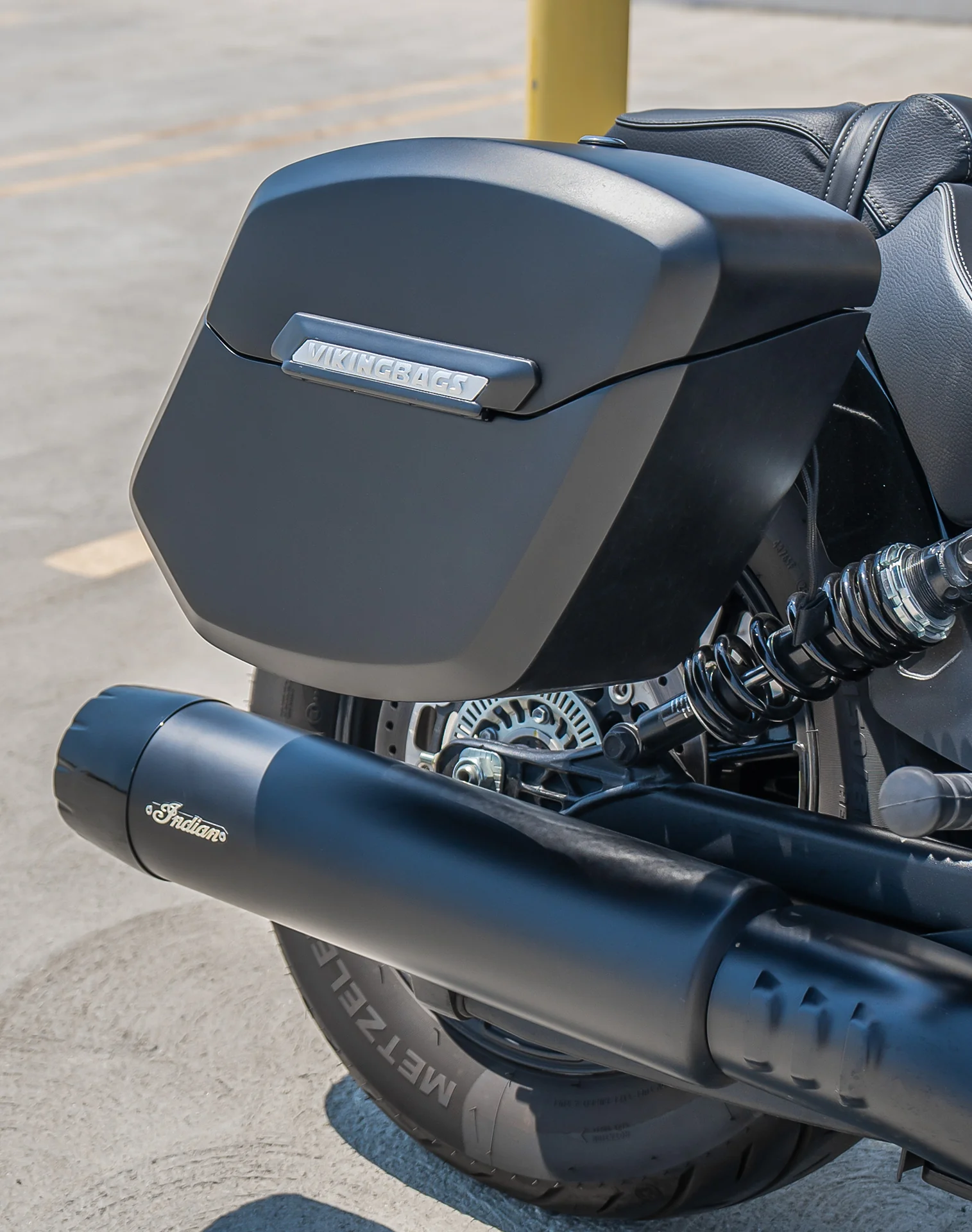 24L - Ironclad Quick-Mount Medium 2025+ Indian Sport Scout Sixty Matte Hard Saddlebags - Image 5