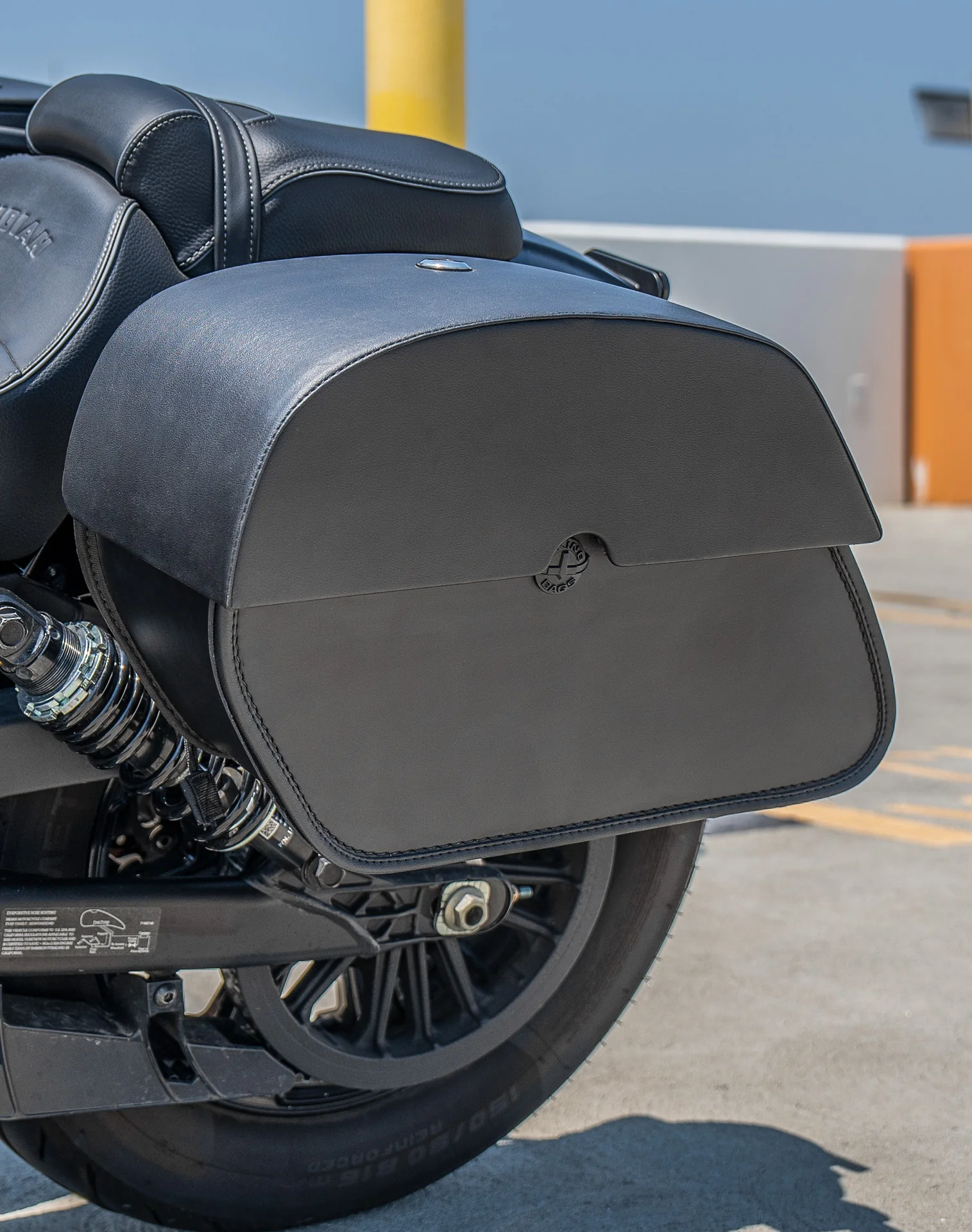 28L - Panzer Quick-Mount Medium 2025+ Indian Scout Sixty Bobber Motorcycle Saddlebags - Image 5
