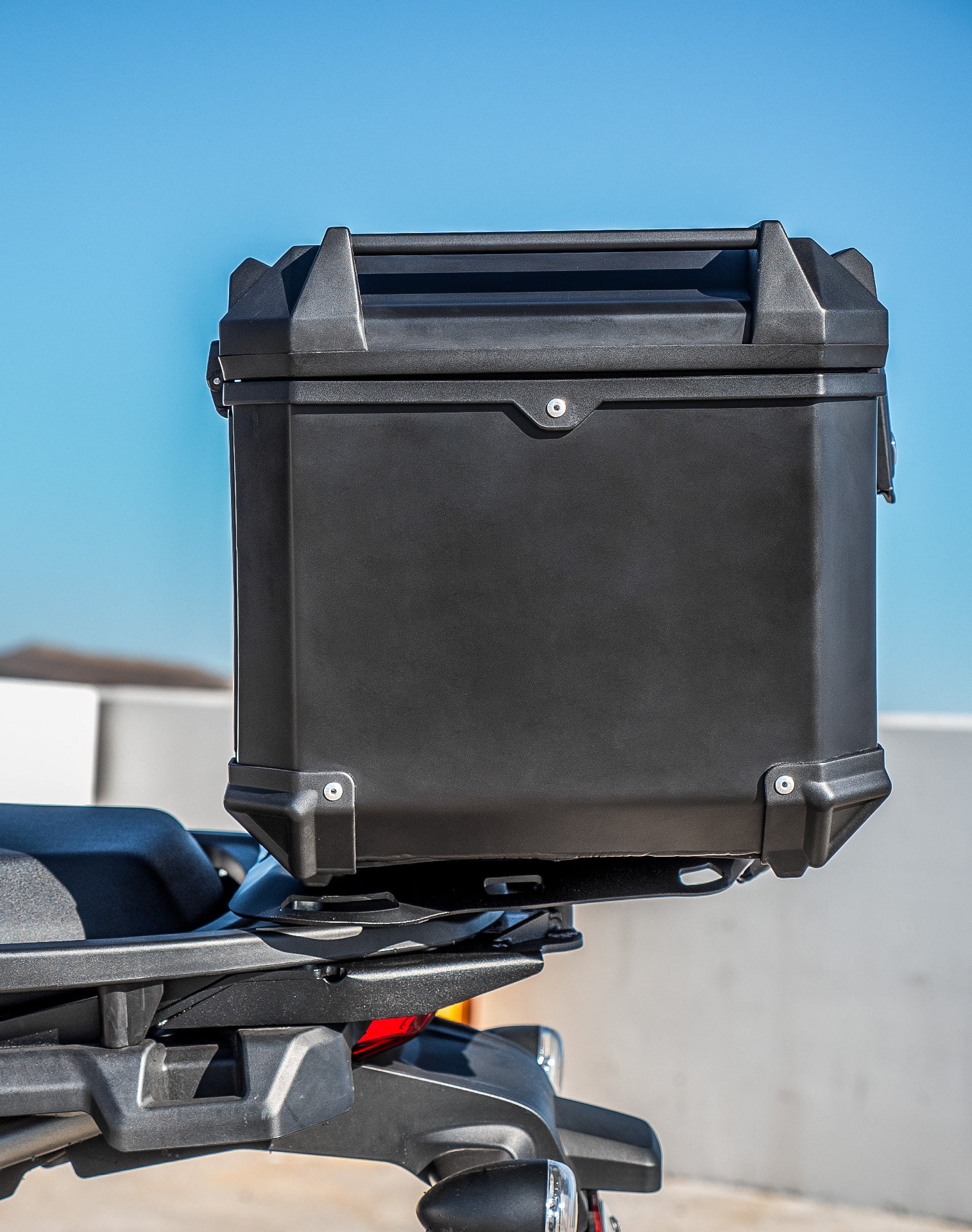 38L - Apex XL Harley Pan America RA1250/S Aluminum Top Case Black - Image 4