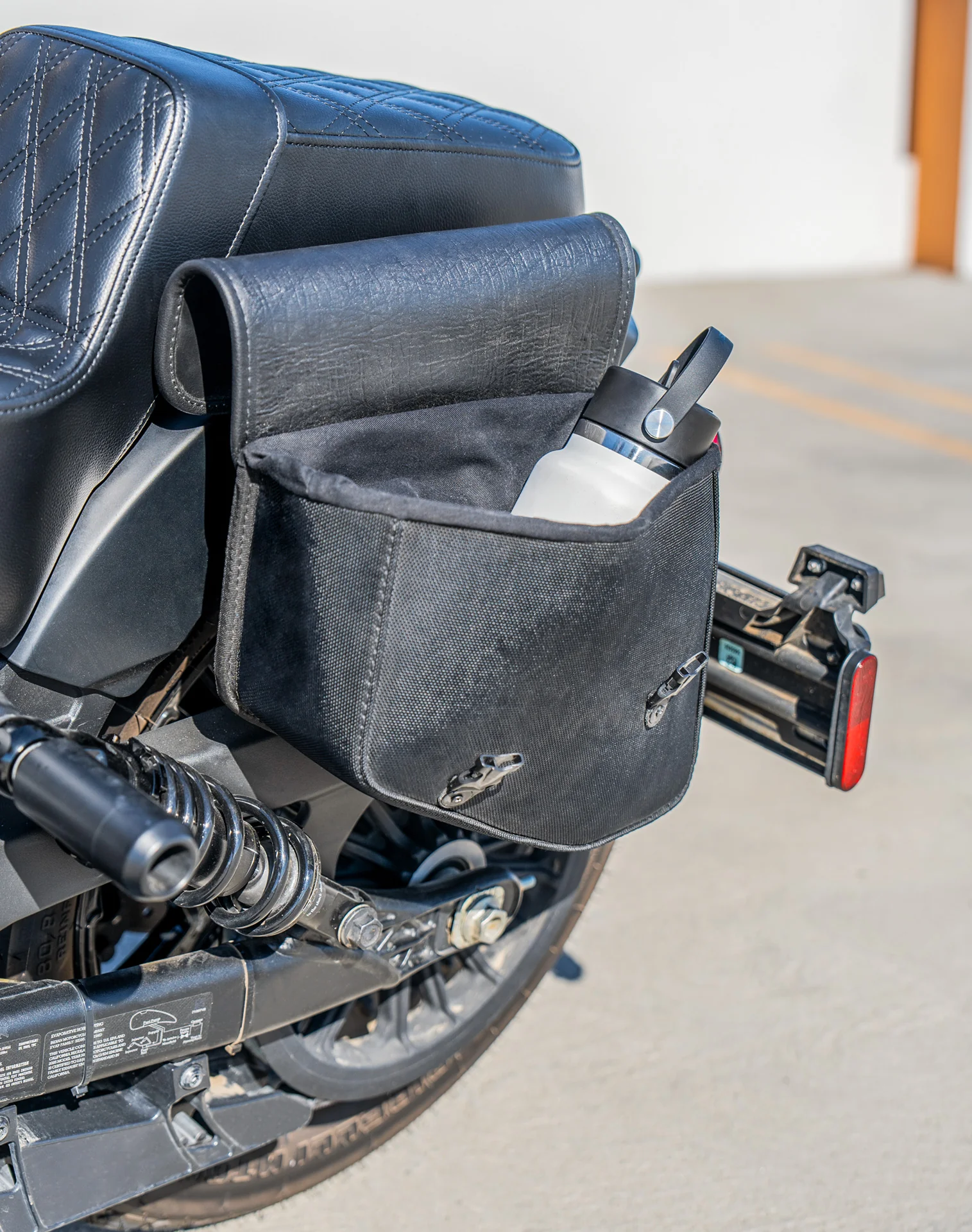 8L - Pony Indian Scout Sixty Bobber 2025+ Leather Motorcycle Saddlebags - Image 6