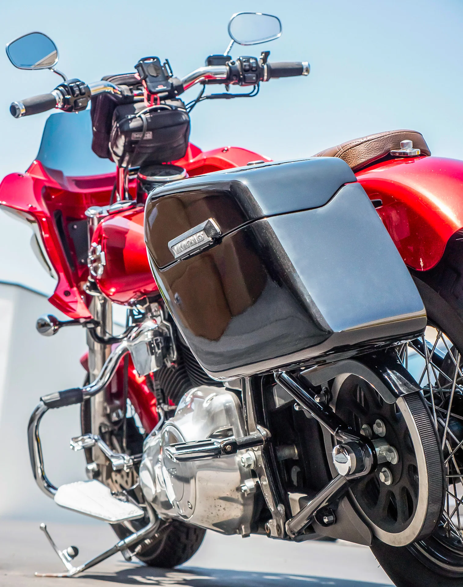 42L - Baldur XL Painted Motorcycle Hard Saddlebags for Harley Softail Slim FLS - Image 3