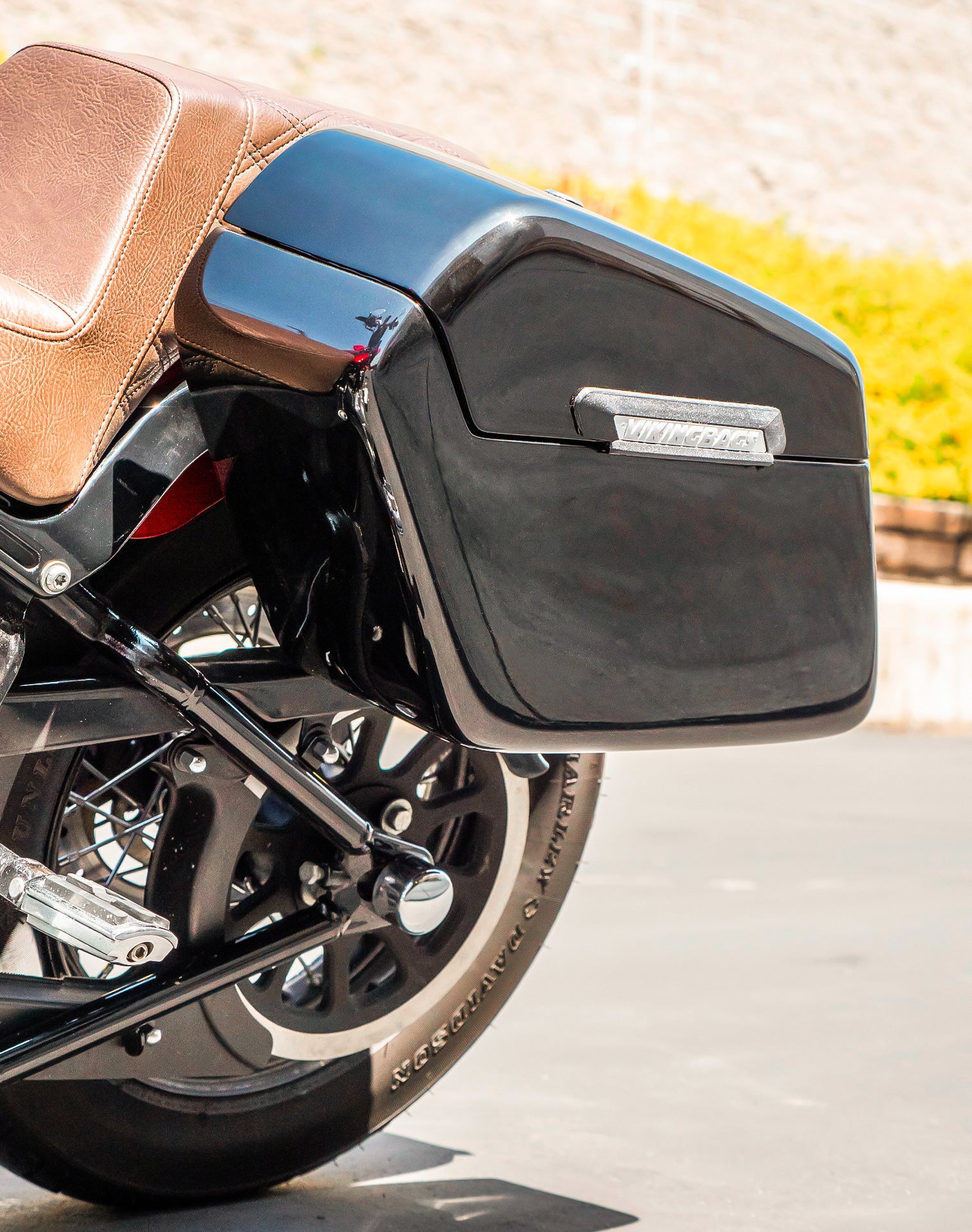 42L - Baldur XL Painted Motorcycle Hard Saddlebags for Harley Softail Slim FLS - Image 4