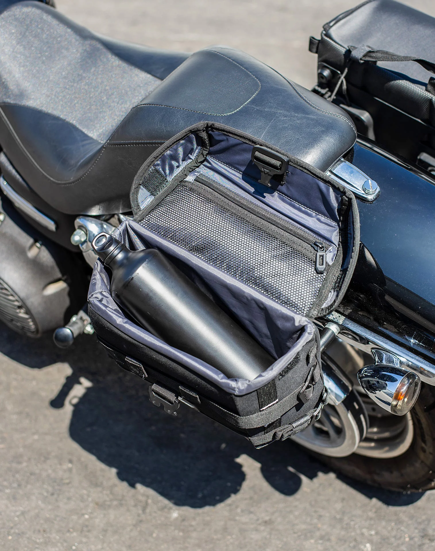 10L - Incognito Quick Mount Small Solo Saddlebag (Left Only) for Harley Davidson Dyna Fat Bob FXDF/SE - Image 6