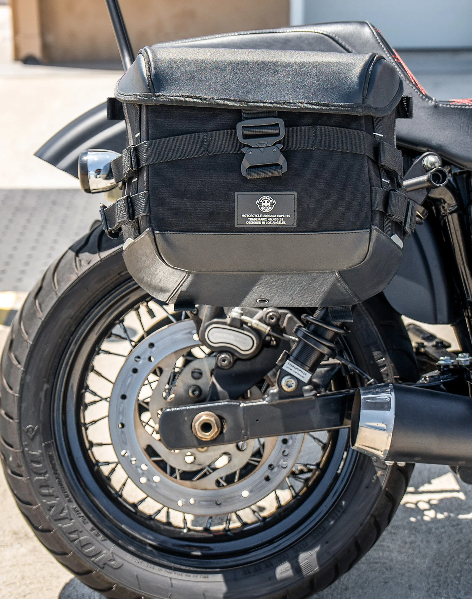 10L - Incognito Quick Mount Small Solo Motorcycle Saddlebag (Right Only) for Harley Dyna Street Bob FXDB/I - Image 4