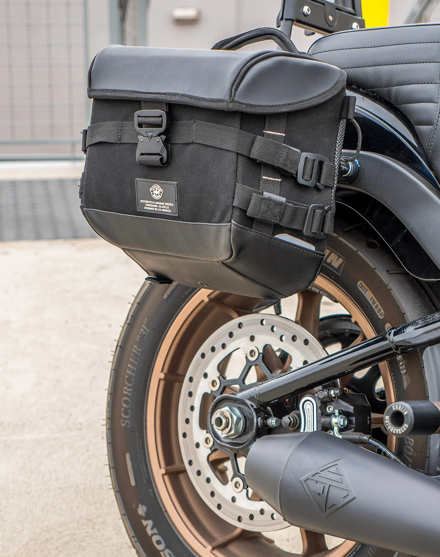 10L - Incognito Quick Mount Small Solo Motorcycle Saddlebag (Right Only) for Harley Softail Low Rider S FXLRS - Image 5