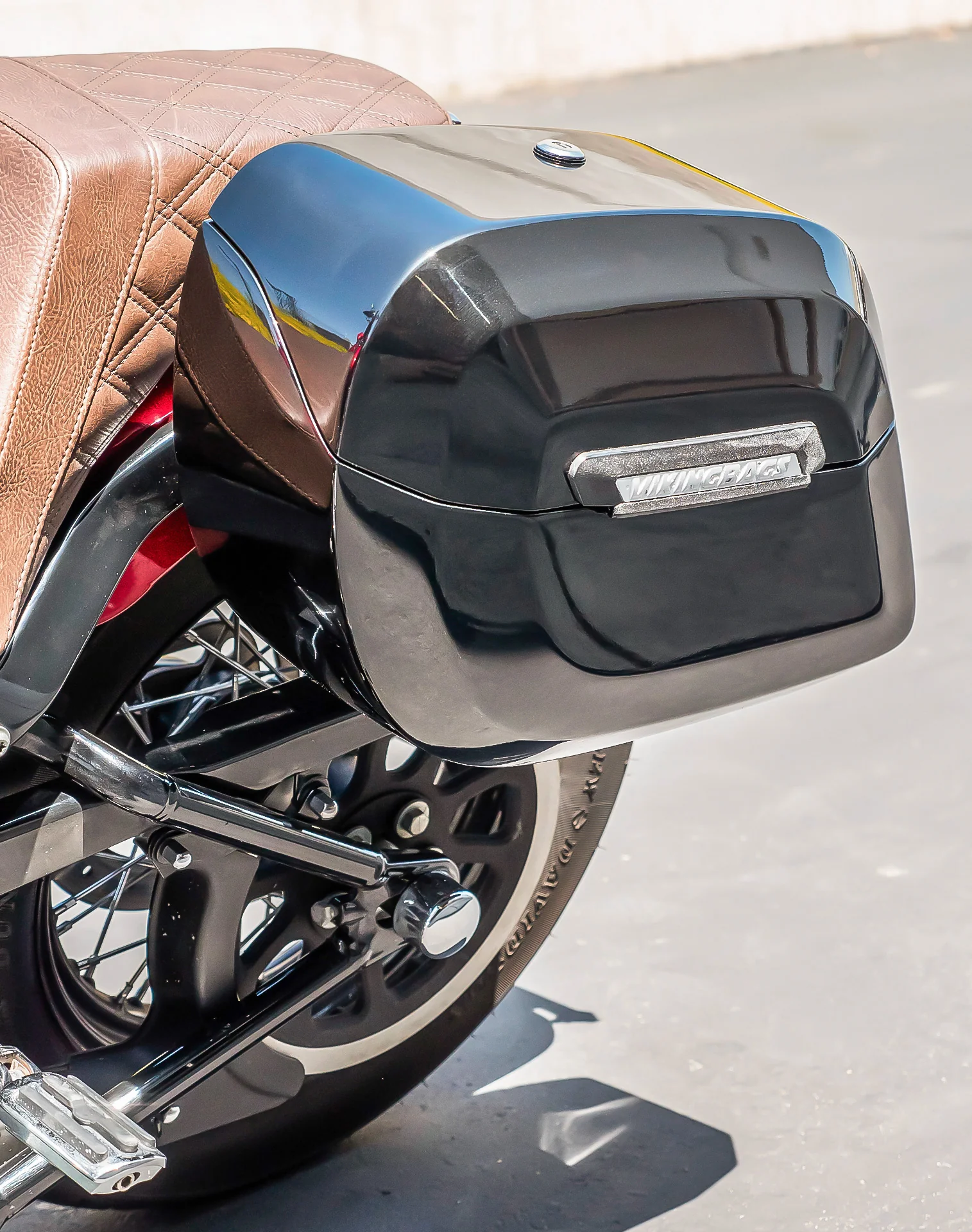 40L - Lamellar Raven XL Painted Motorcycle Hard Saddlebags for Harley Softail Slim FLS - Image 4