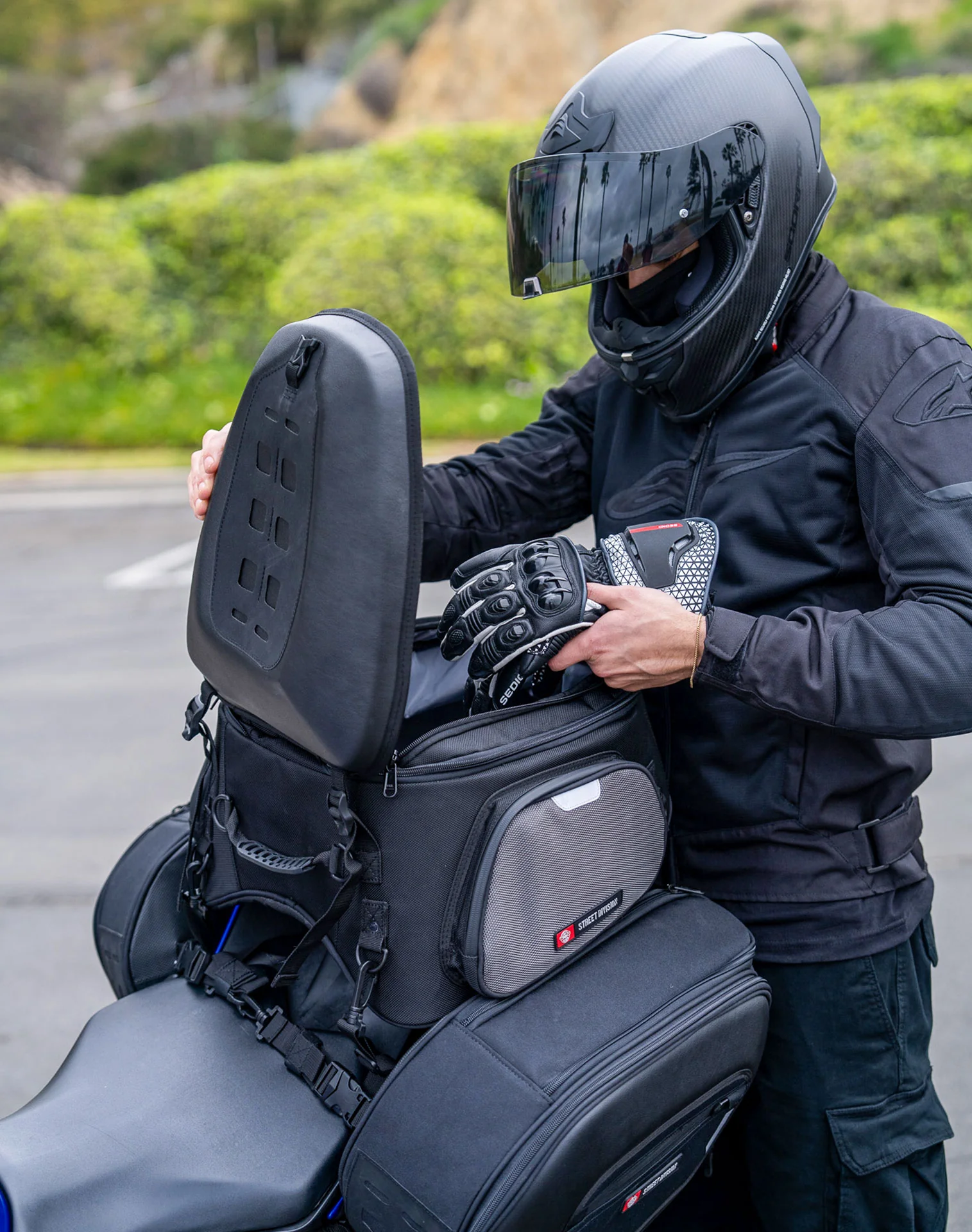 41L - Momentum Extra Large Street/Sportbike Tail Bag - Image 4