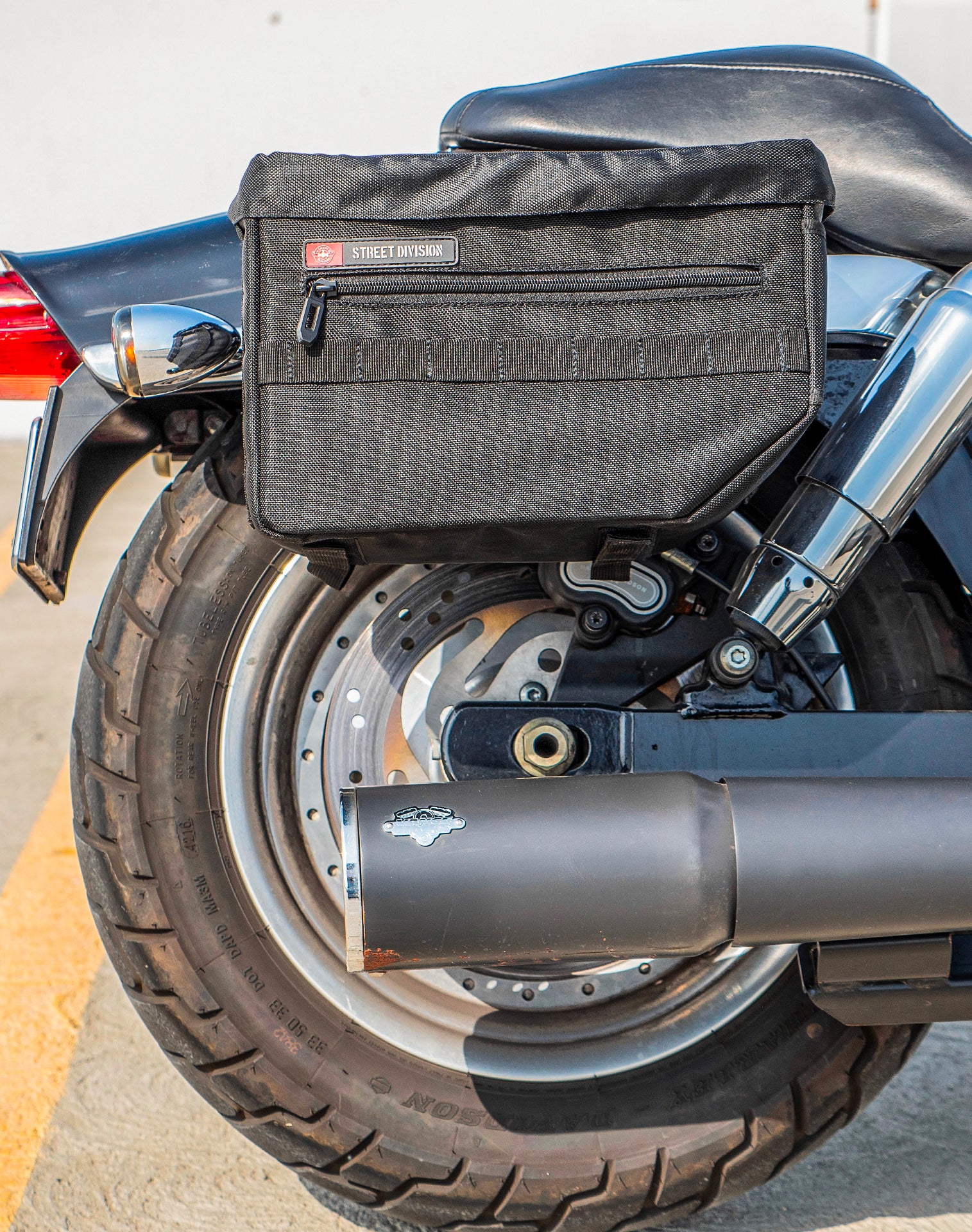 18L - Patriot Medium Motorcycle Throw Over Saddlebags for Harley Dyna Fat Bob FXDF/SE - Image 4