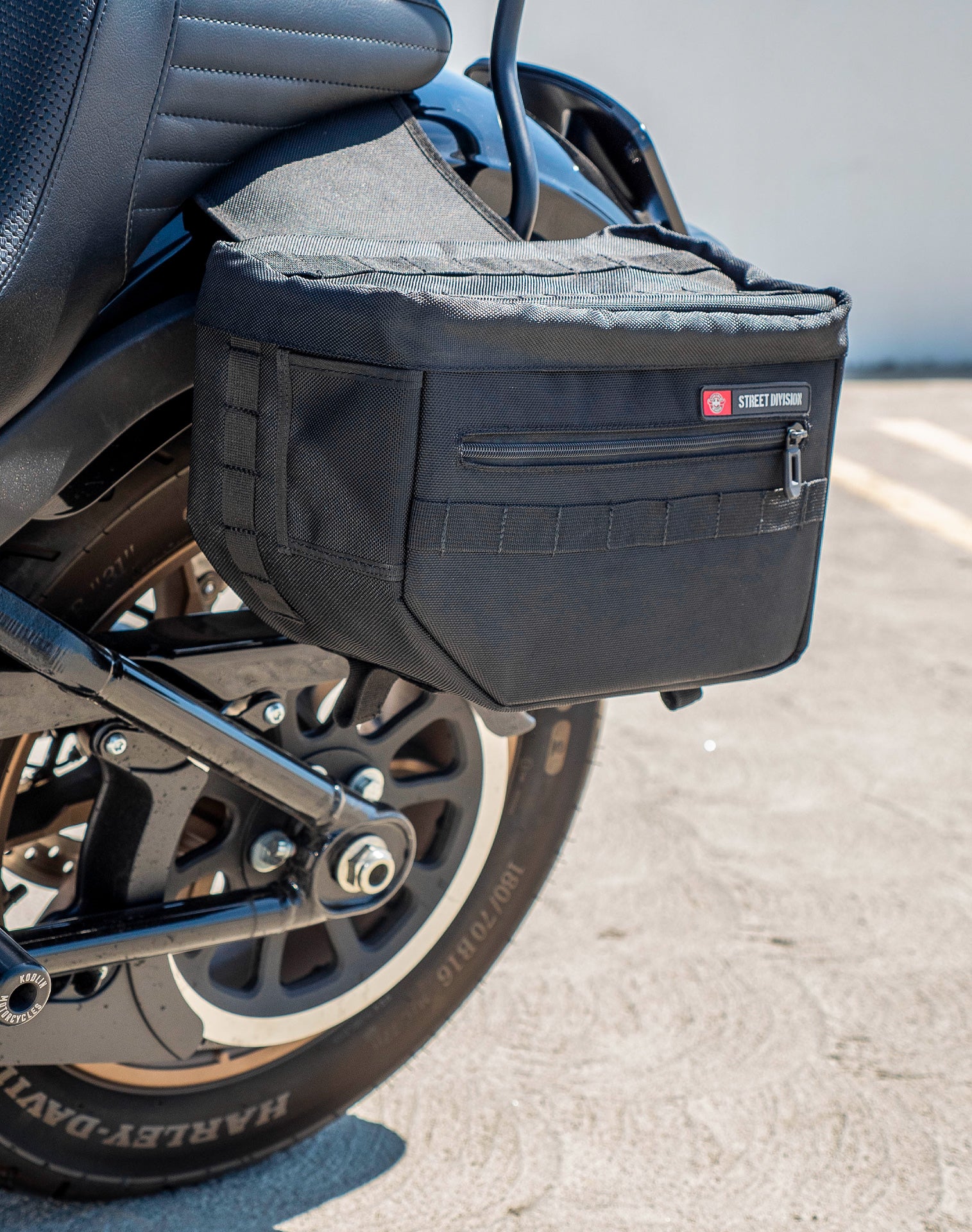 18L - Patriot Medium Motorcycle Throw Over Saddlebags for Harley Softail Low Rider S FXLRS - Image 5